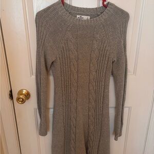 Hollister Heather Gray Knit Sweater